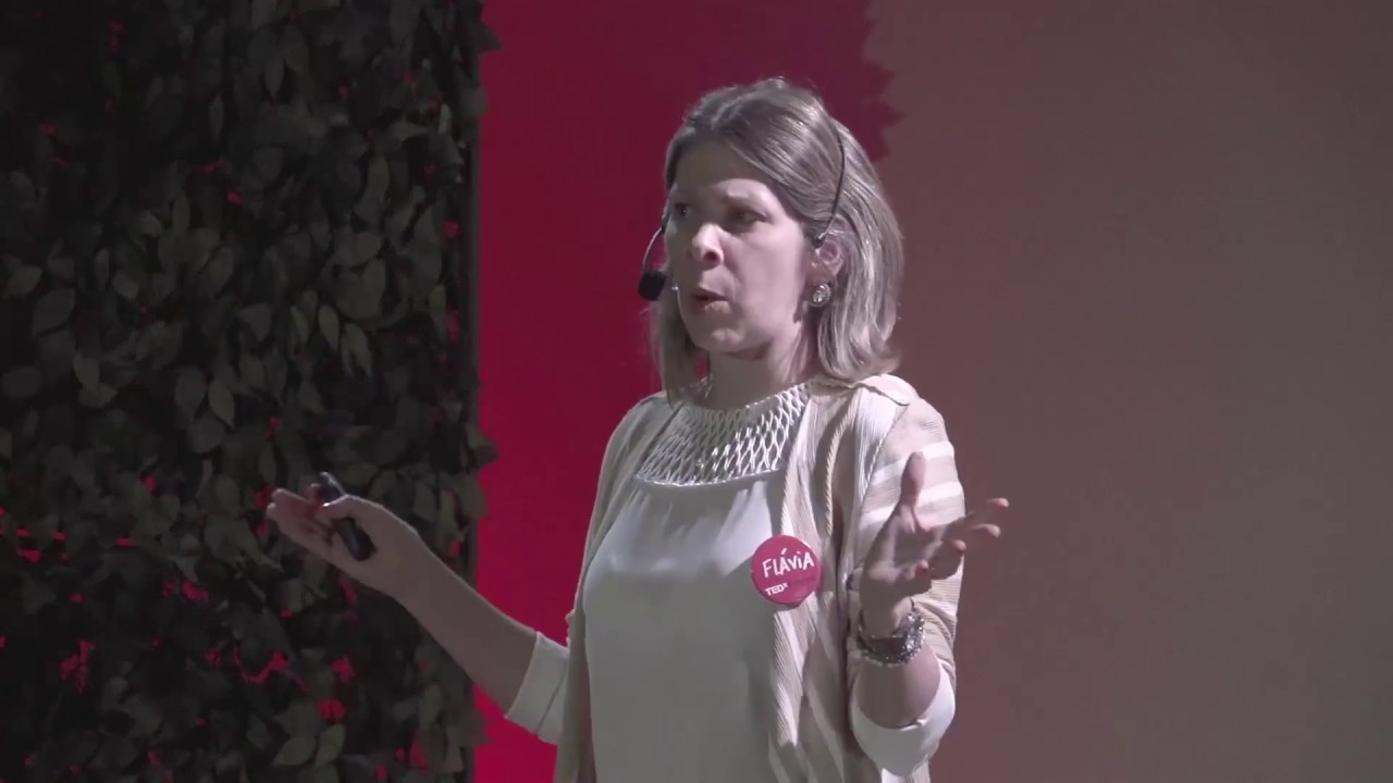 O poder transformador da maternidade | Flávia Maciel de Aguiar | TEDxFranca